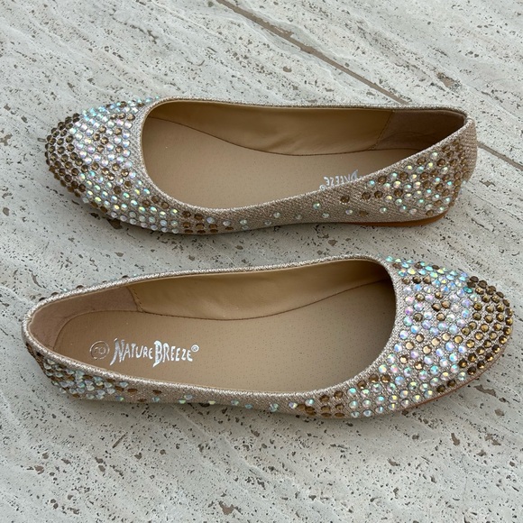 ✨NEW✨Champagne Gold Embellished Ballet Flats - Picture 5 of 11